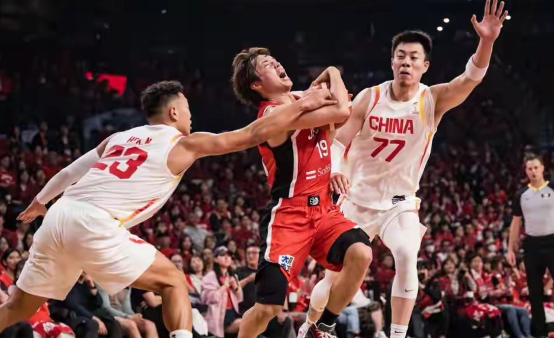 国家队最后一投？世预赛两战4中1合计2分，国家队真没他的位置了