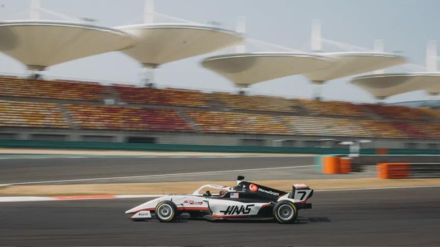 开云官方网站-F1赛事拉动周边酒店预订量大增125%